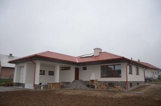 Zhotovenie kompletného rodinného domu Zubrohlava